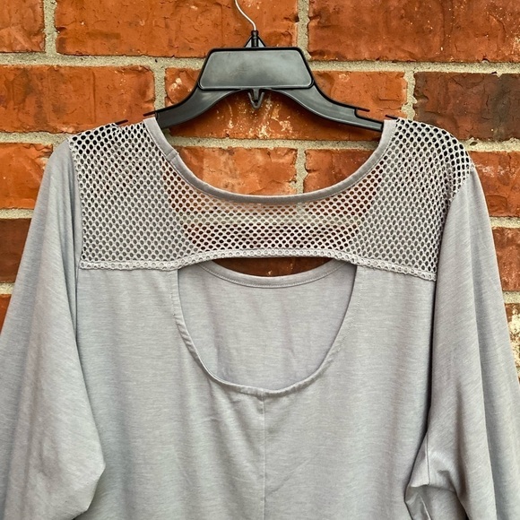 Lane Bryant Womens 22/24 Gray Focus Fabulous Keyhole Mesh Active Top - Picture 5 of 9